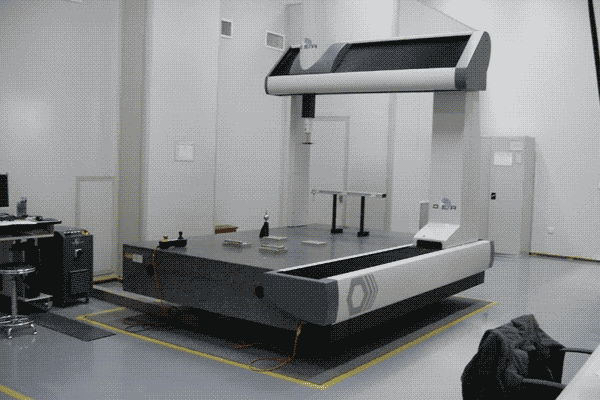 三坐標(biāo)恒溫恒濕實(shí)驗(yàn)室建設(shè)注意事項(xiàng)