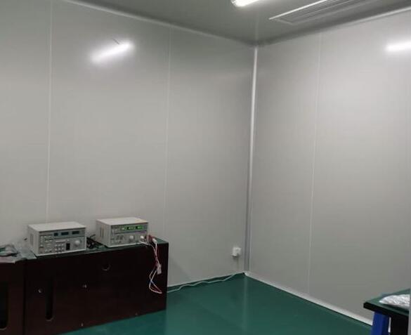 三實(shí)照明公司額溫槍恒溫恒濕檢測(cè)室順利完工